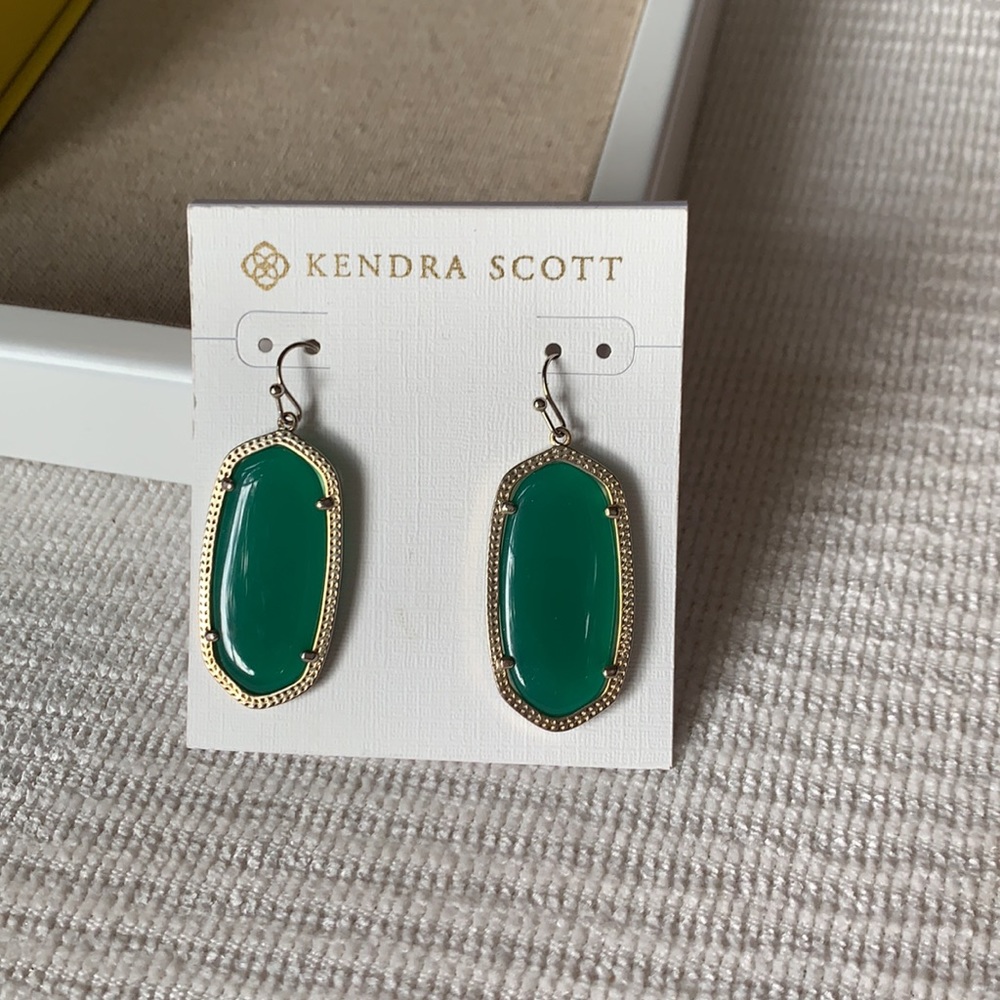 Elle earrings